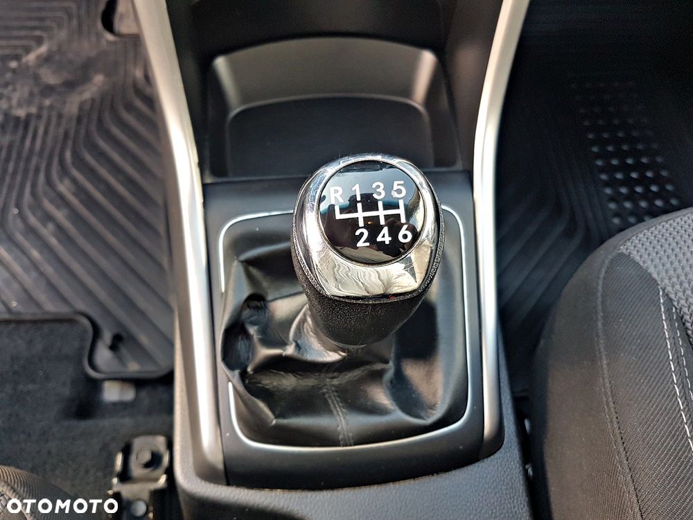 Hyundai i30 i30cw 1.6 Trend - 17
