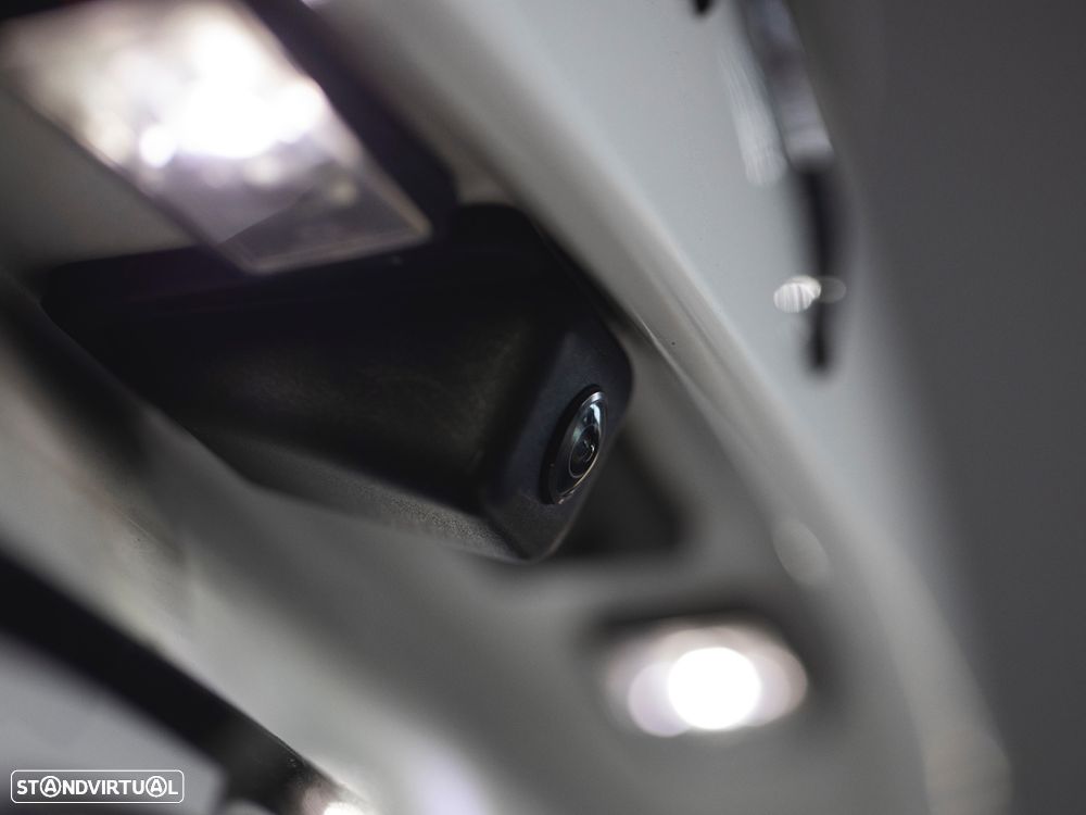 DS DS7 Crossback E-Tense Performance Line EAT8 - 18