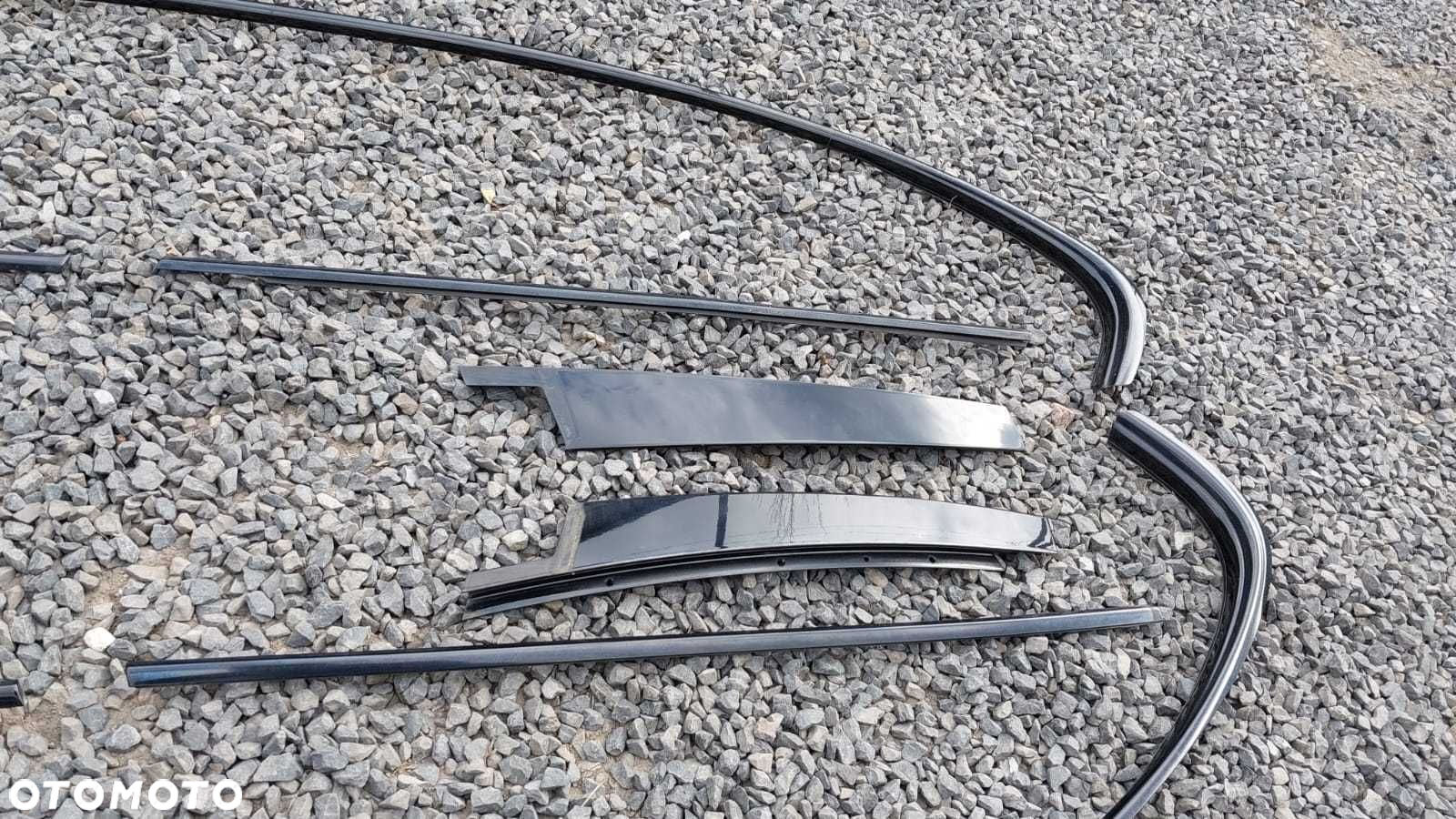 Listwy zewnętrzne Shadow Line m pakiet BMW 3 E46 sedan - 2