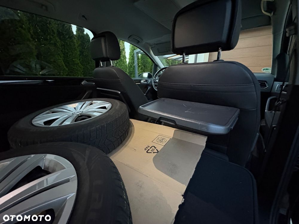 Volkswagen Touran 2.0 TDI SCR (BlueMotion Technology) DSG Highline - 37