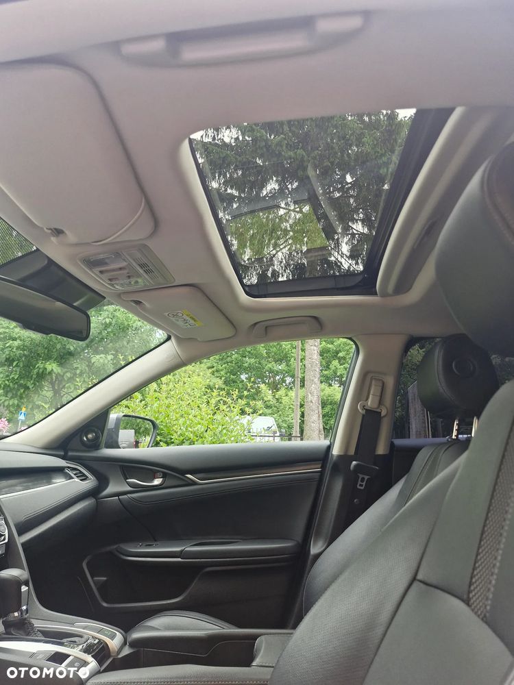 Honda Civic 1.5 T Prestige (Navi) - 28