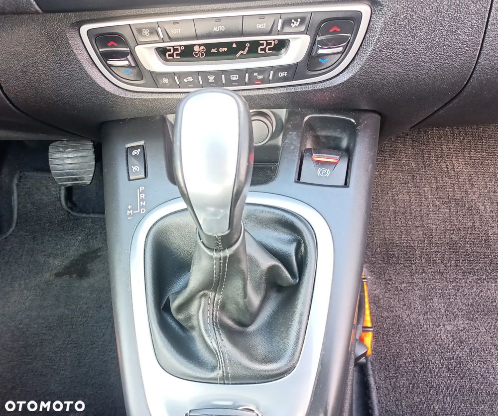 Renault Scenic 2.0 16V 140 CVT Dynamique - 12