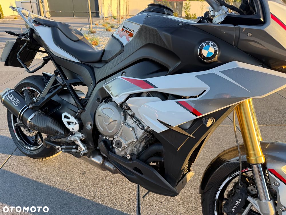 BMW XR - 7