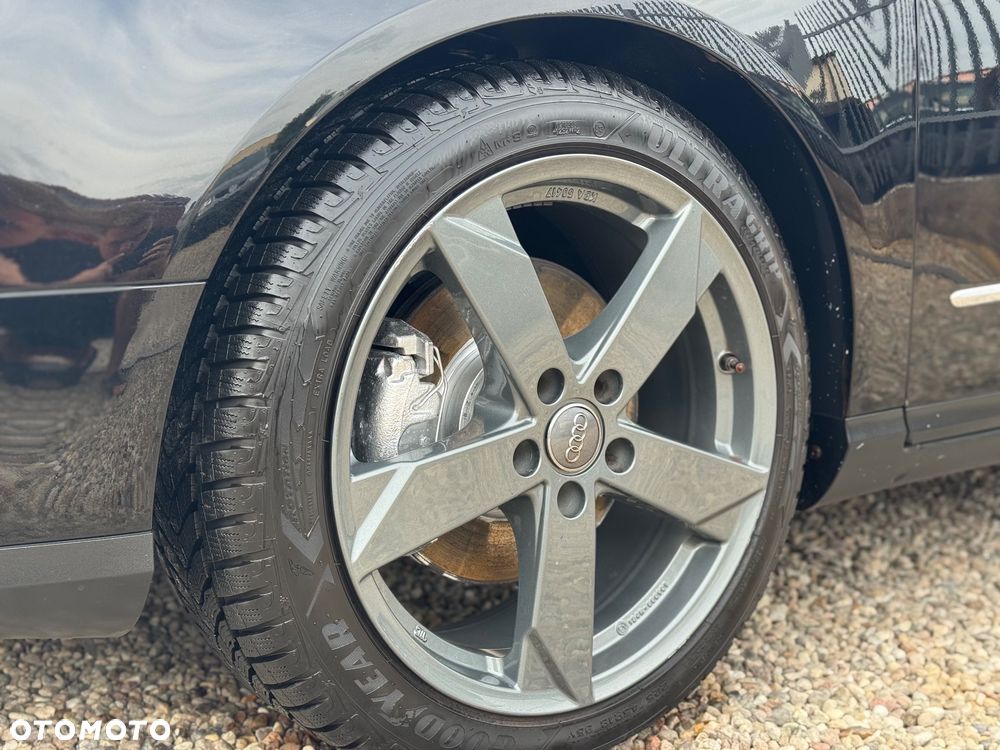 Volkswagen Passat 2.0 TDI DPF 4Motion Highline - 17