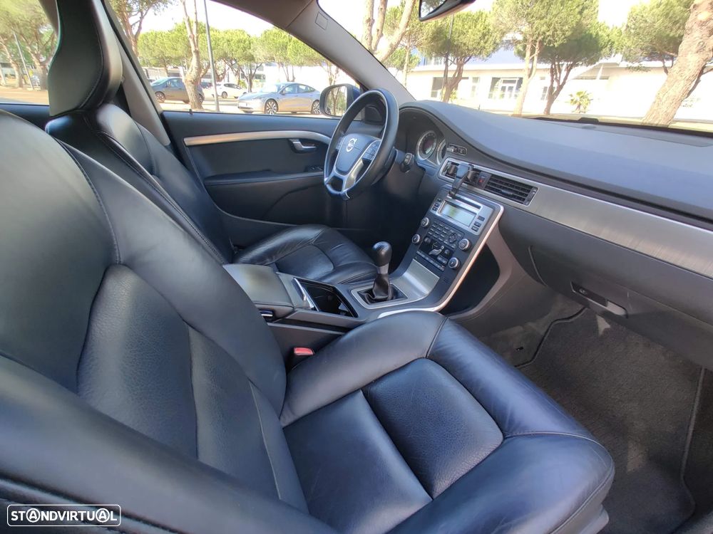 Volvo V70 2.0 D3 Momentum Start/Stop - 26