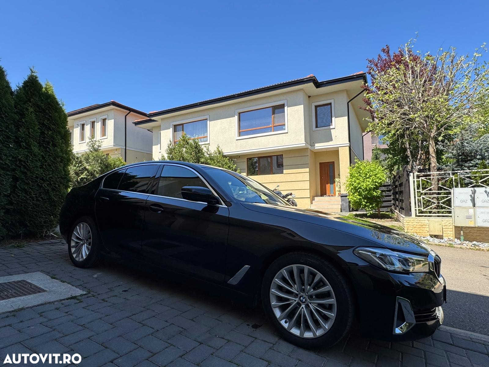 BMW Seria 5 520d xDrive AT MHEV - 2