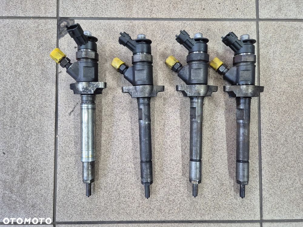WTRYSKIWACZ WTRYSK PARTNER BERLINGO III 1.6 HDI 08r.+ - 1