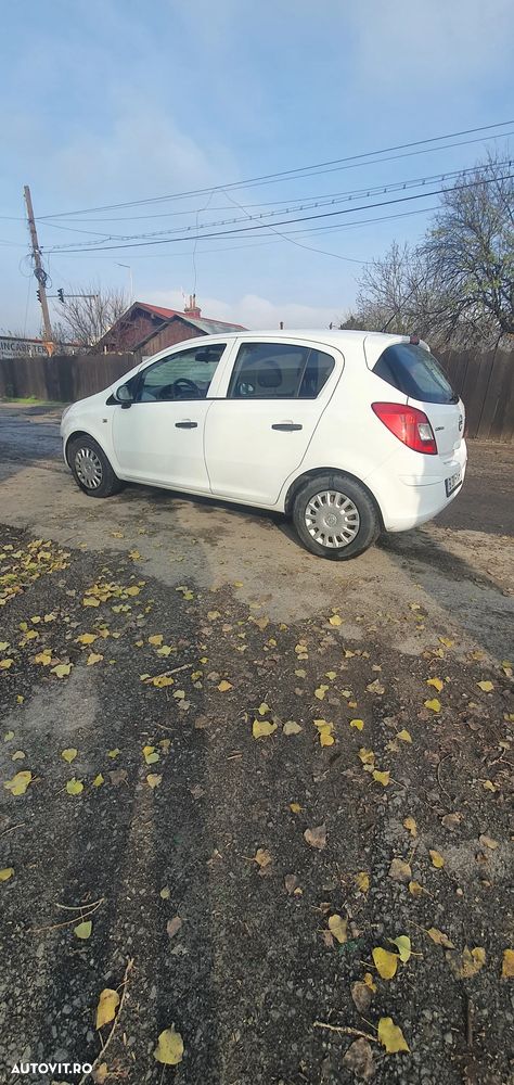 Opel Corsa 1.3 CDTI Essentia - 3