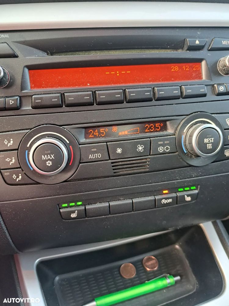 BMW Seria 1 118d DPF - 6