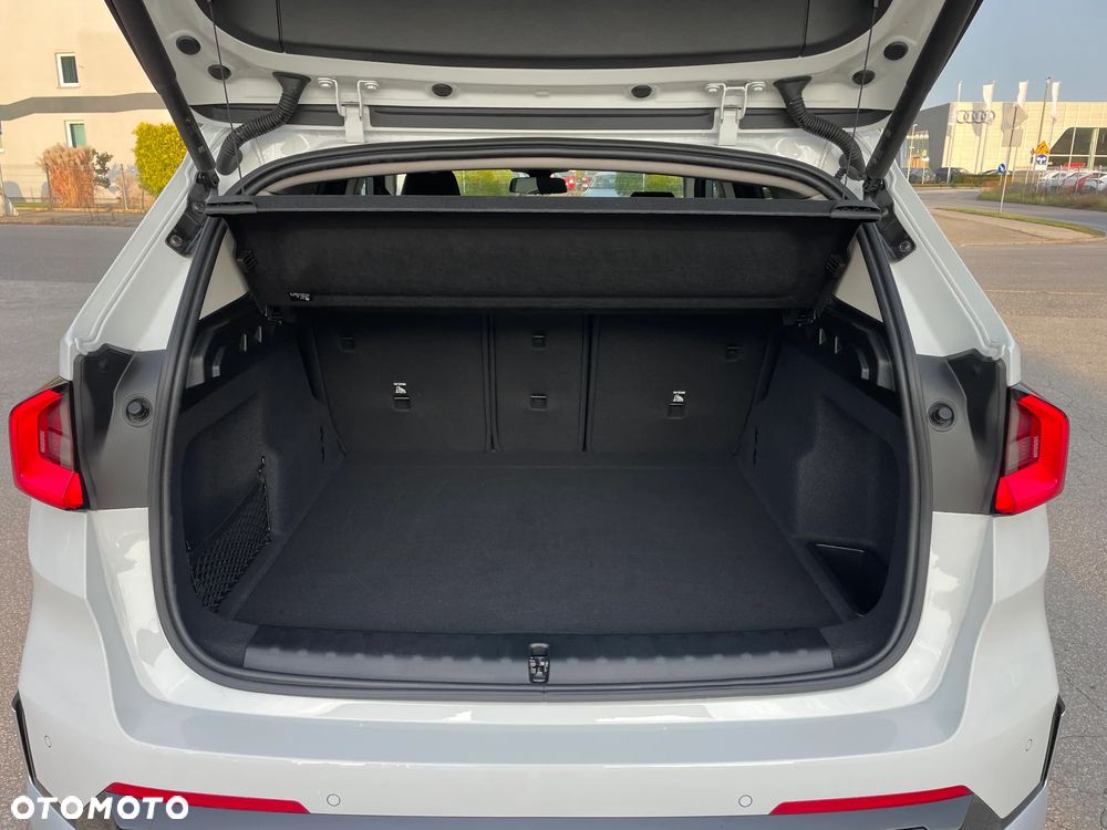 BMW X1 sDrive18i - 14