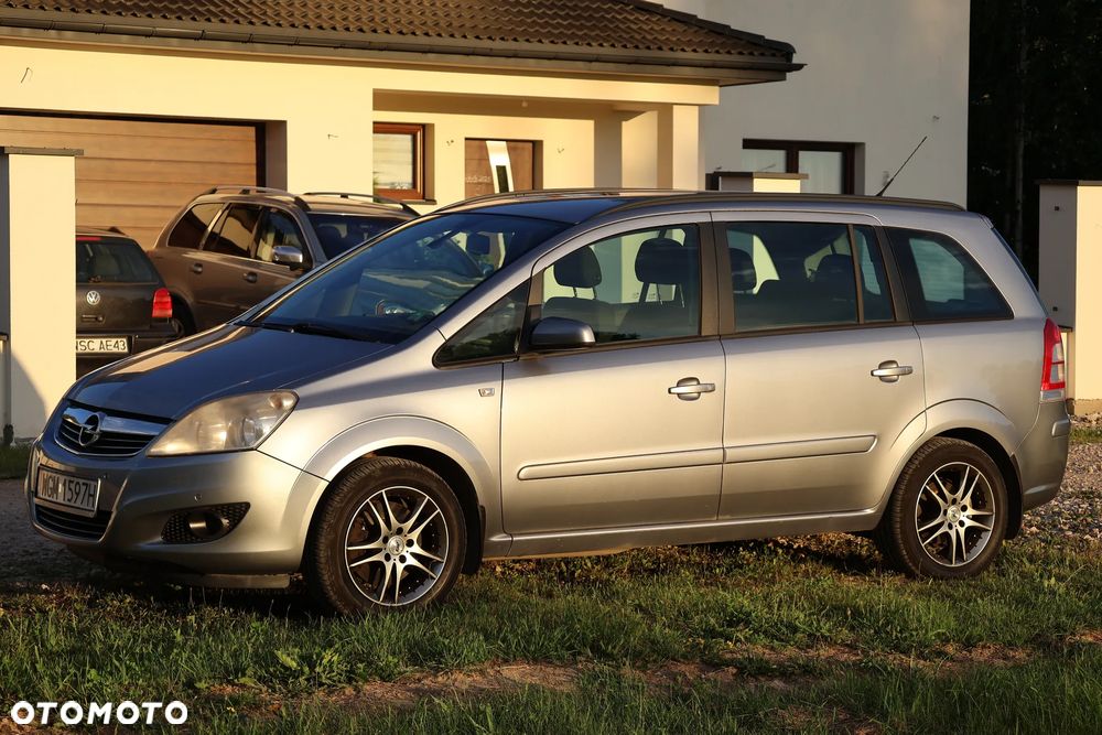 Opel Zafira 1.9 CDTI Enjoy - 3