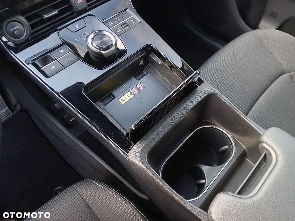 Toyota bZ4X 71.4kWh 4x4 Prestige - 32