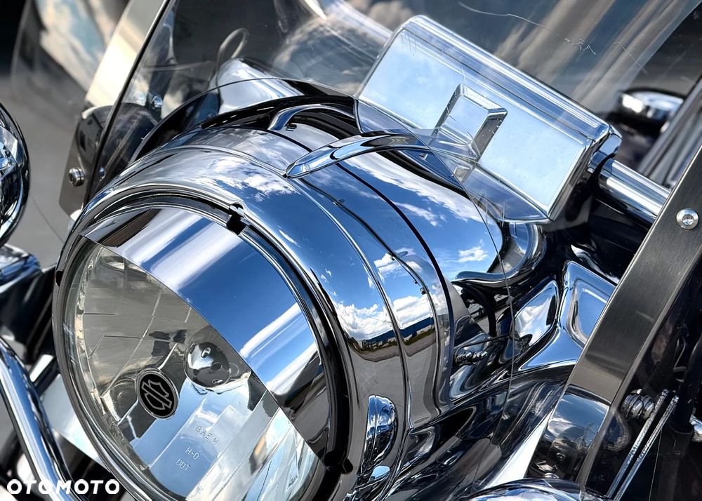Harley-Davidson Touring Road King - 29