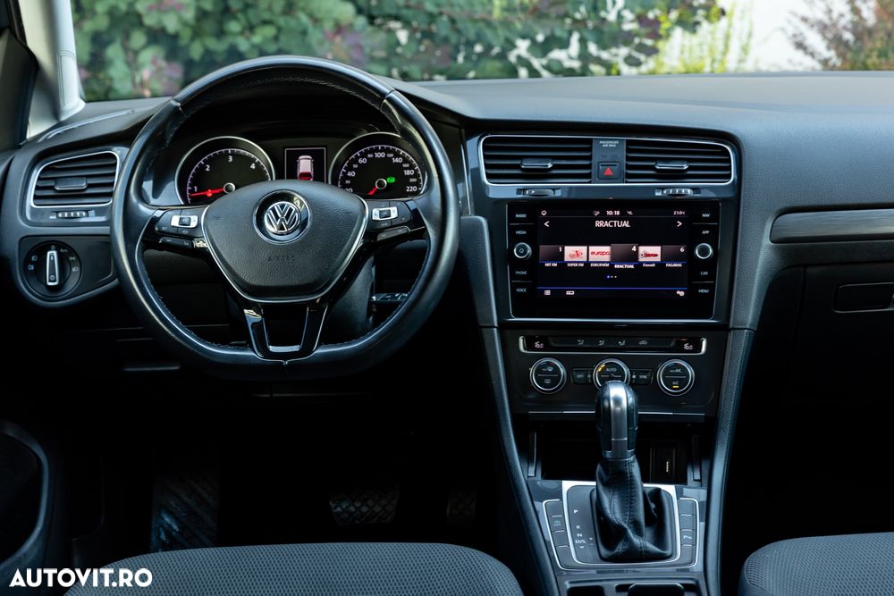 VOLKSWAGEN Golf 2019 — imagine 15