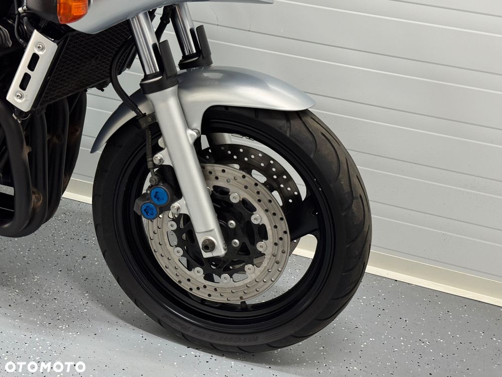 Yamaha FZ6 - 10