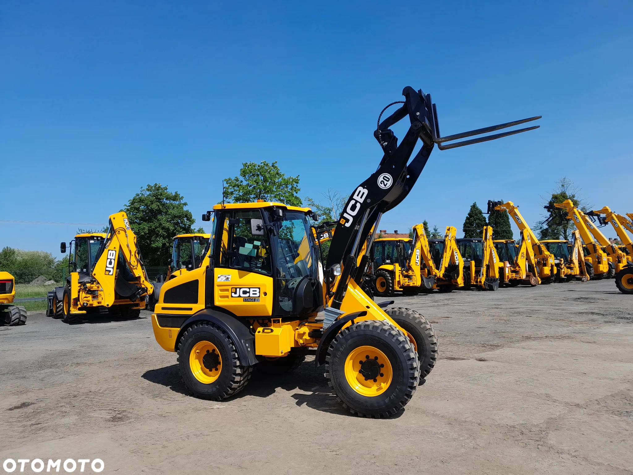 JCB 409 - 10