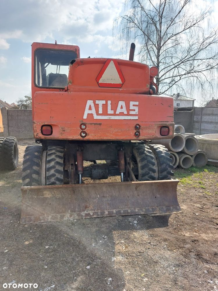 Atlas 1304 - 3