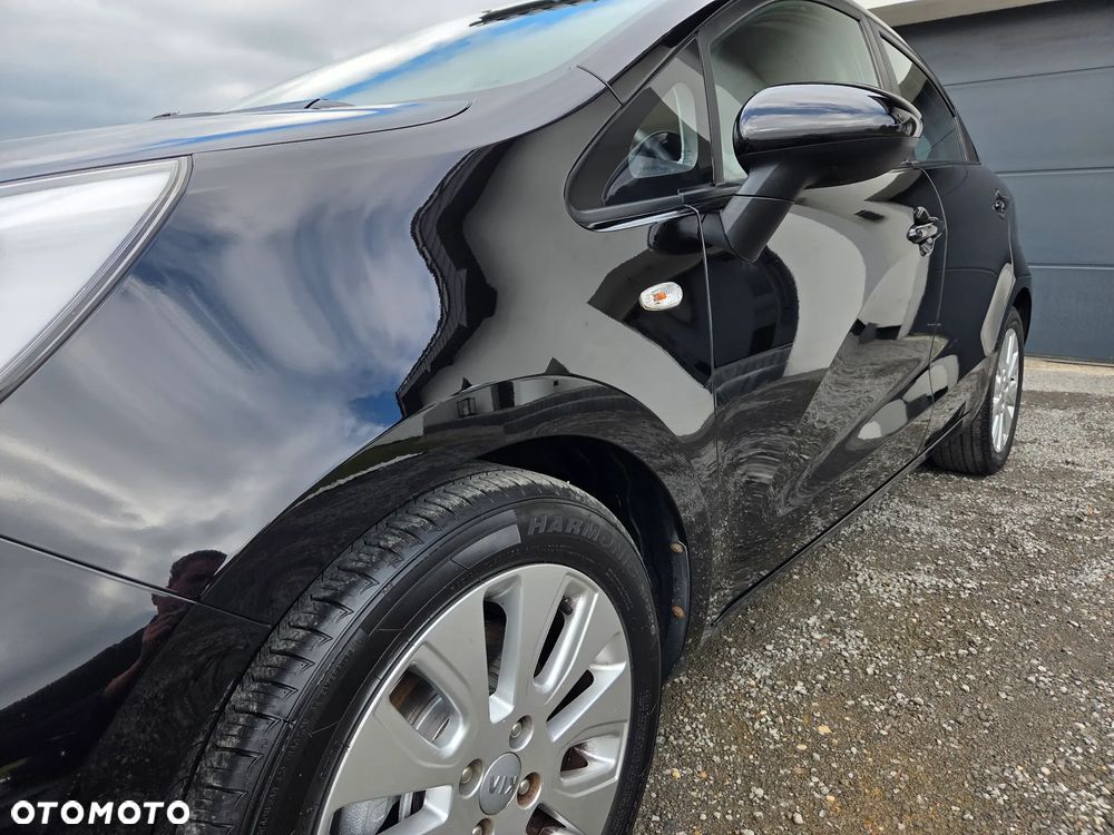 Kia Rio 1.4 Dream Team Edition - 17