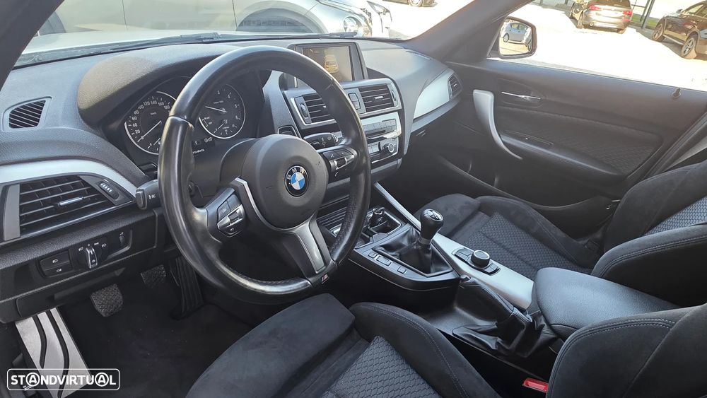 BMW 116 d Pack M - 32