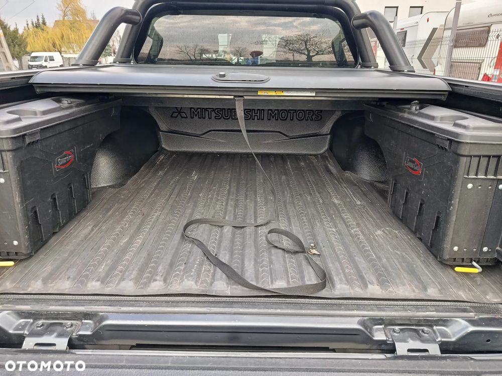 Mitsubishi L200 2.2 d DC Power Stark Basic - 8