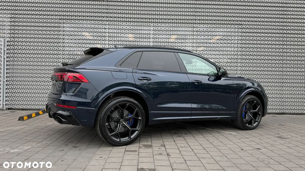 Audi RS Q8 - 3