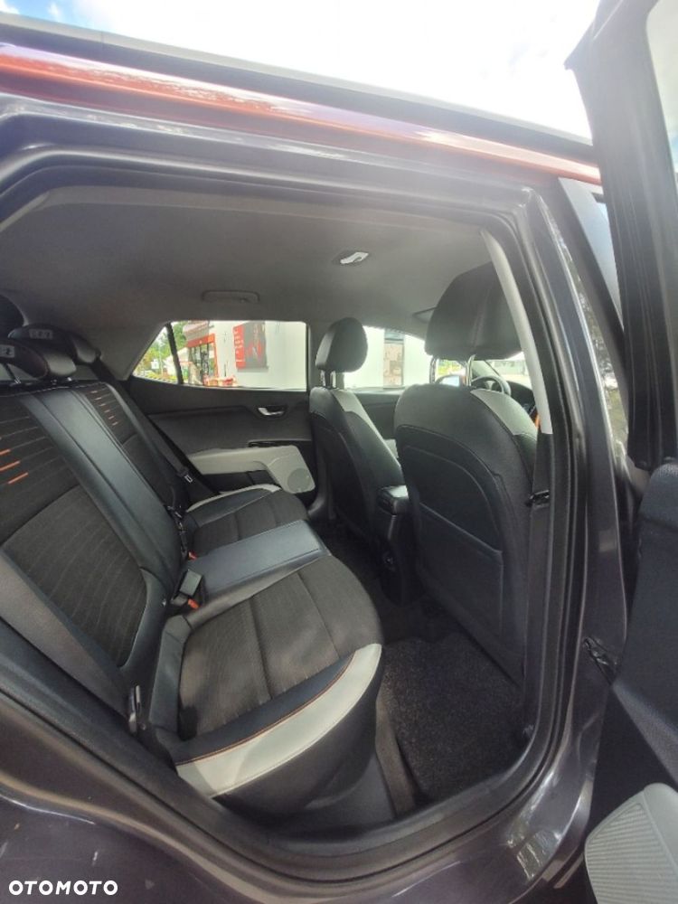 Kia Stonic 1.0 T-GDI 120 Platinum Edition - 16
