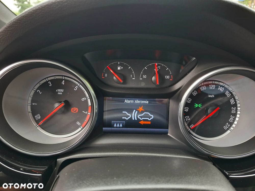 Opel Astra 1.6 Turbo Start/Stop Dynamic - 28