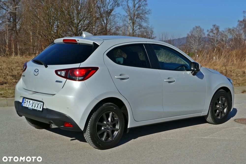 Mazda 2 - 3