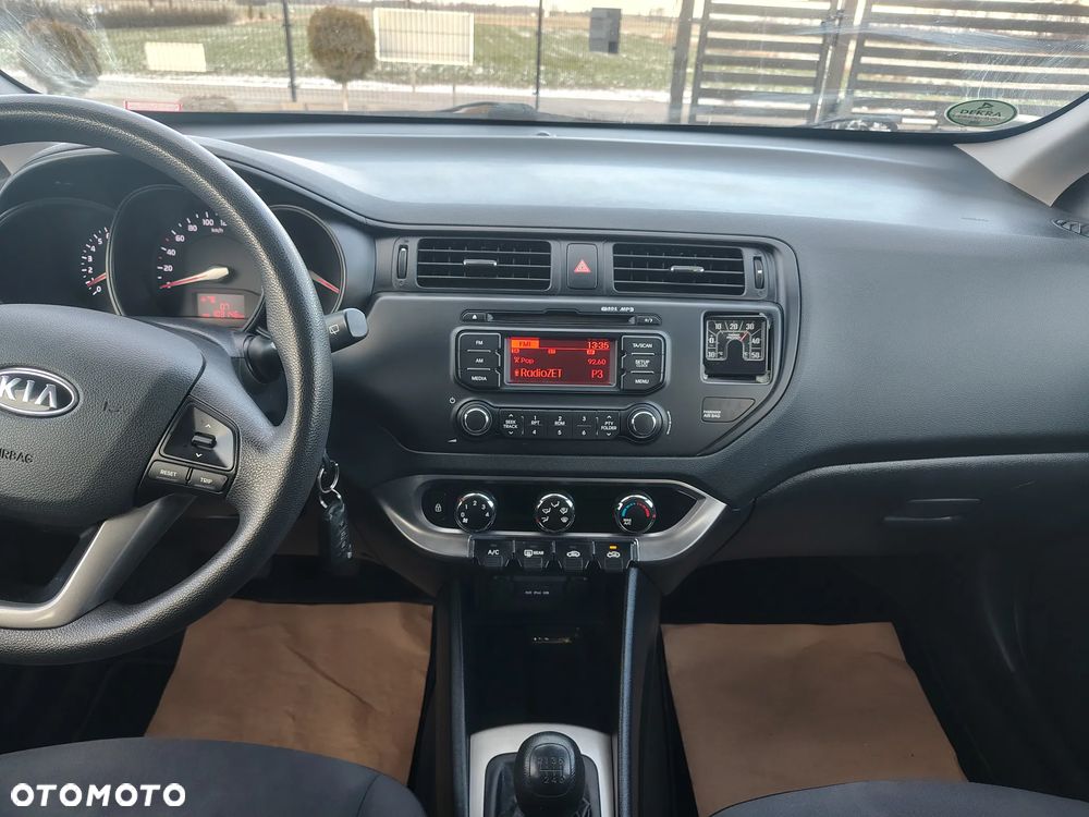 Kia Rio 1.4 Spirit - 17