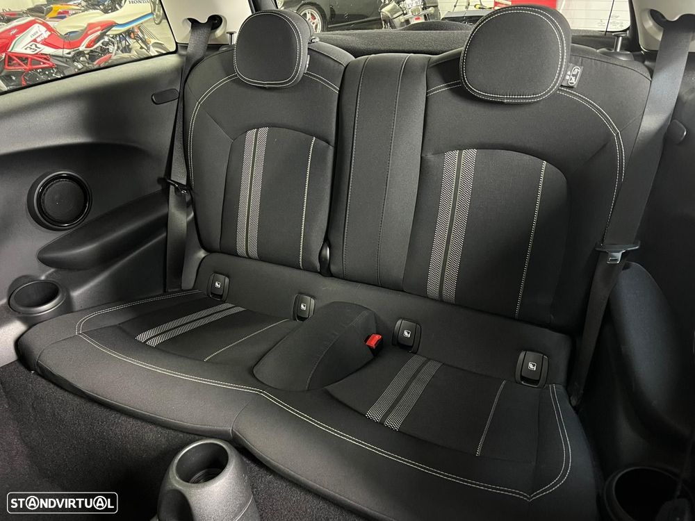 MINI 3 Portas Cooper SE - 20