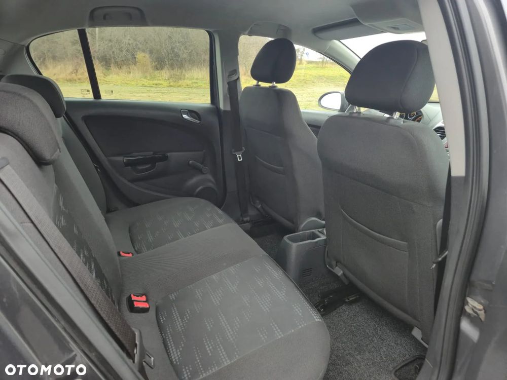 Opel Corsa 1.4 16V Satellite - 11