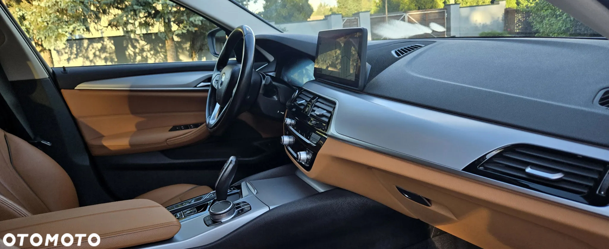 BMW Seria 5 520d Touring - 13