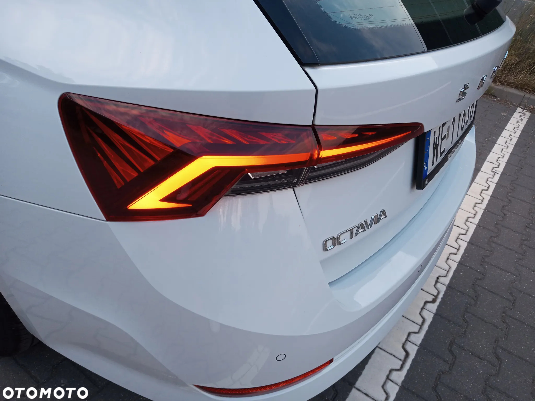Skoda Octavia 1.5 TSI ACT Ambition - 13