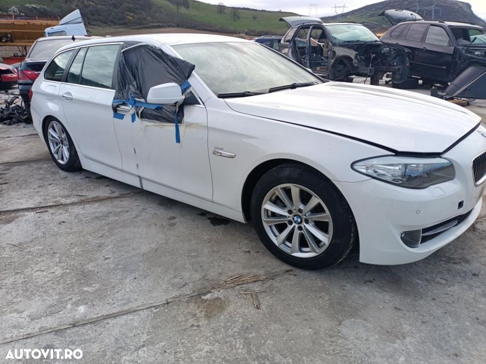 Dezmembrez BMW f11 184cp manual - 8