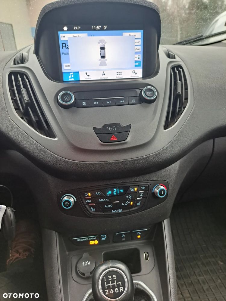 Ford Transit Courier - 1