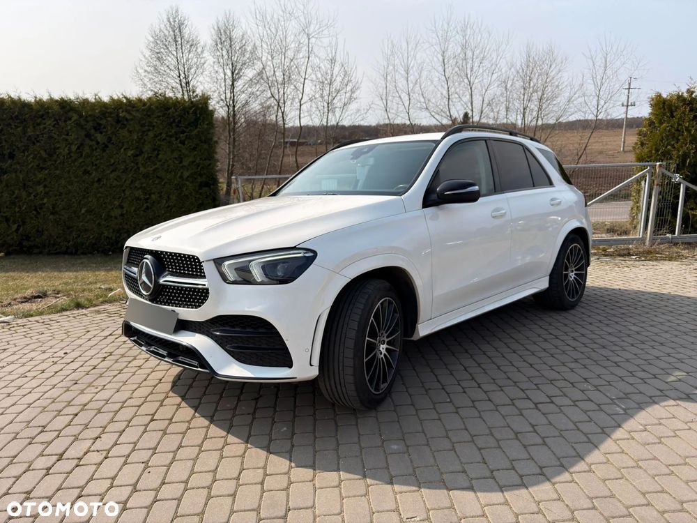 Mercedes-Benz GLE - 1
