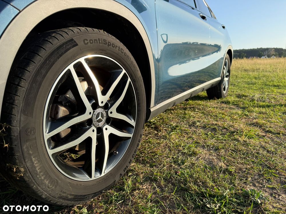 Mercedes-Benz GLA 200 7G-DCT Activity Edition - 27