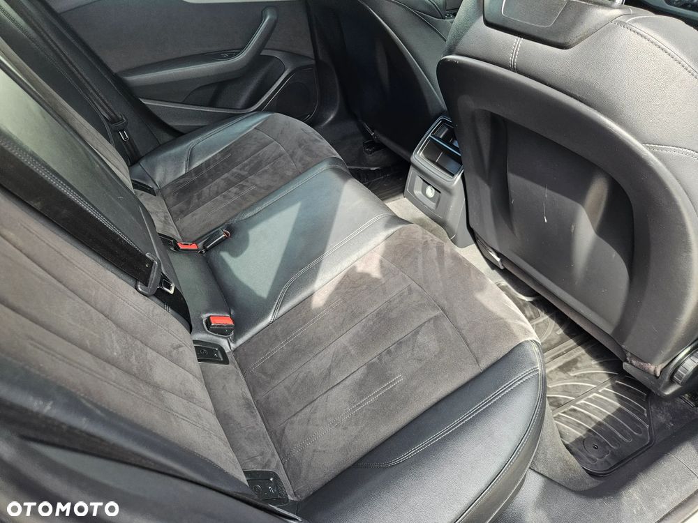 Audi A4 Avant 2.0 TDI S tronic - 13