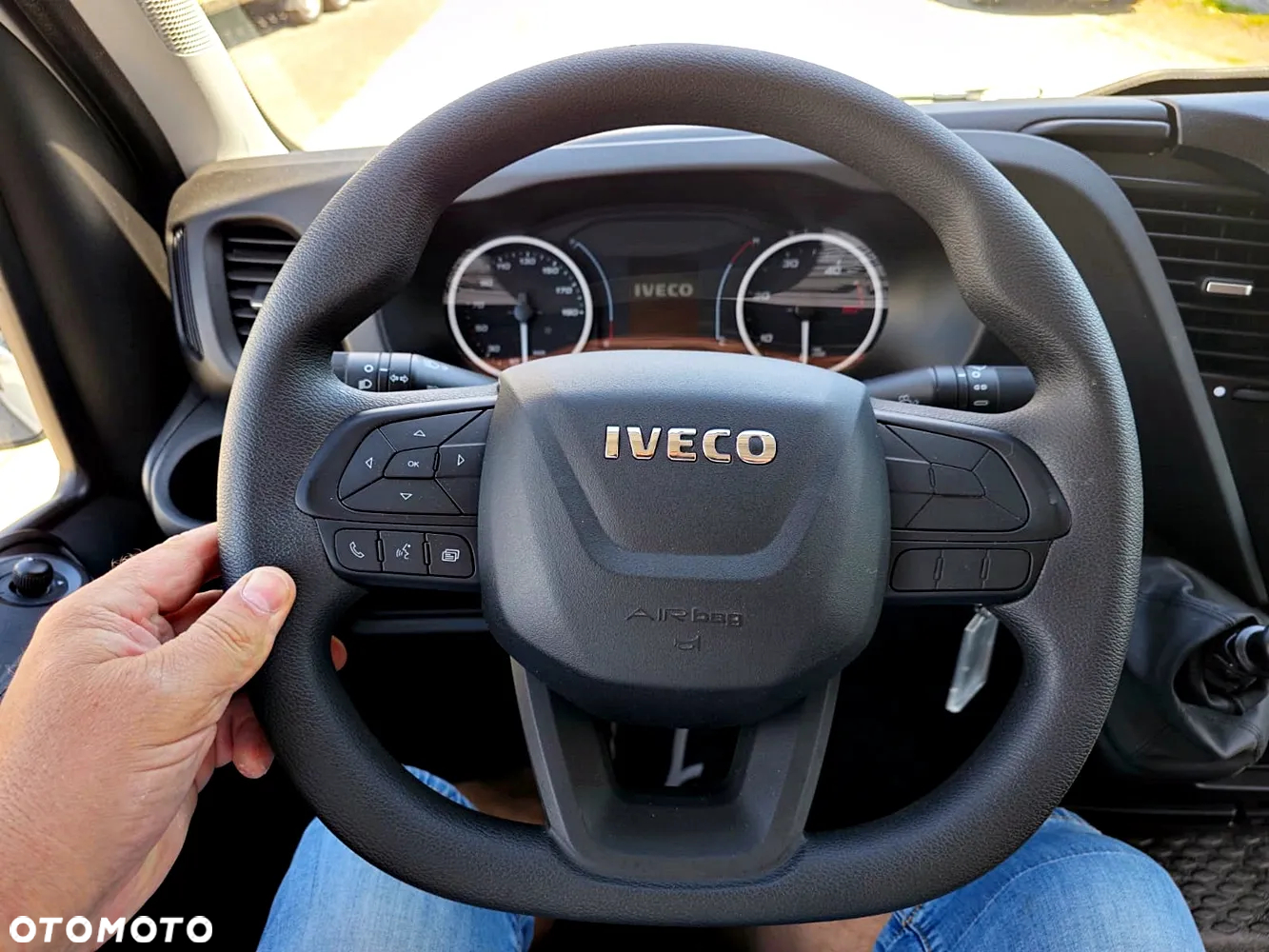 Iveco 35S16 - 13