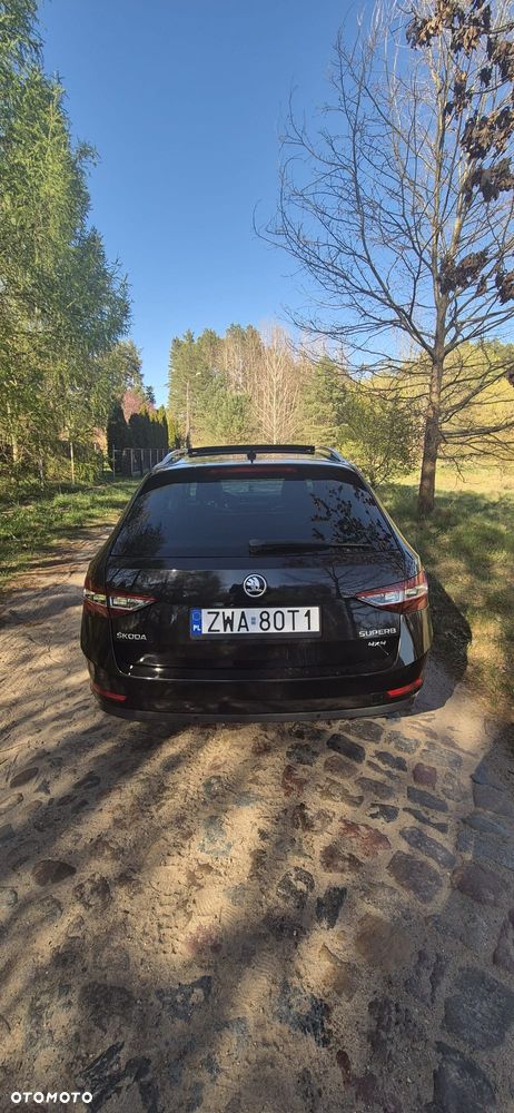 Skoda Superb 2.0 TDI 4x4 L&K DSG - 5