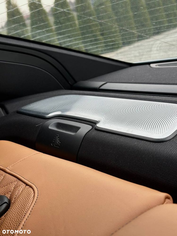 BMW Seria 7 750Li xDrive - 22