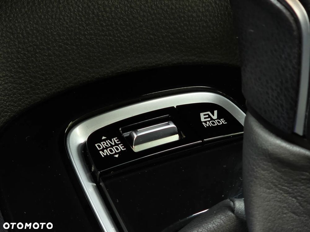 Toyota Corolla 1.8 Hybrid Comfort - 27