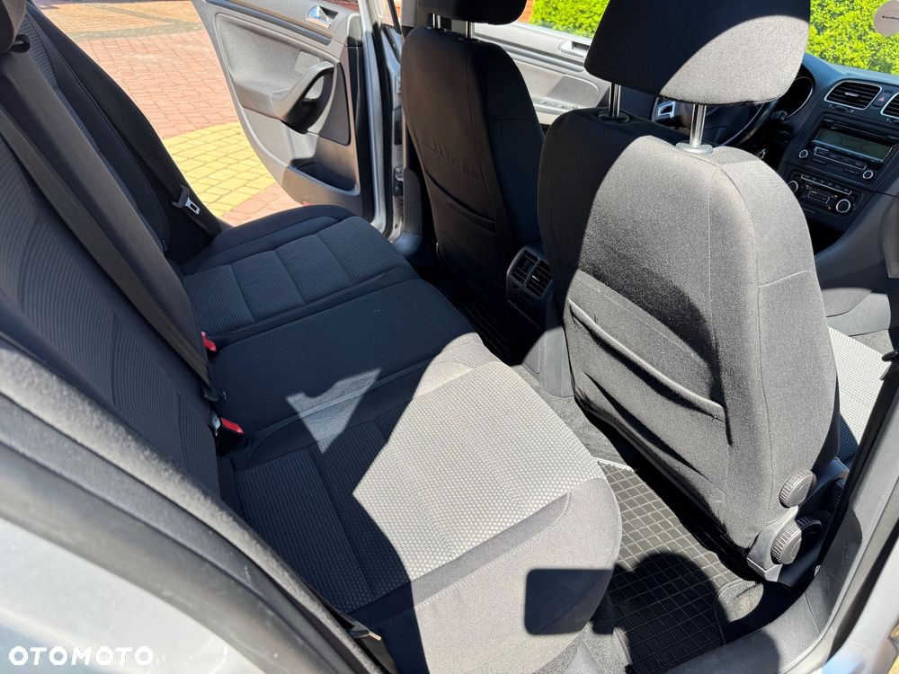 Volkswagen Golf 1.6 Comfortline - 14
