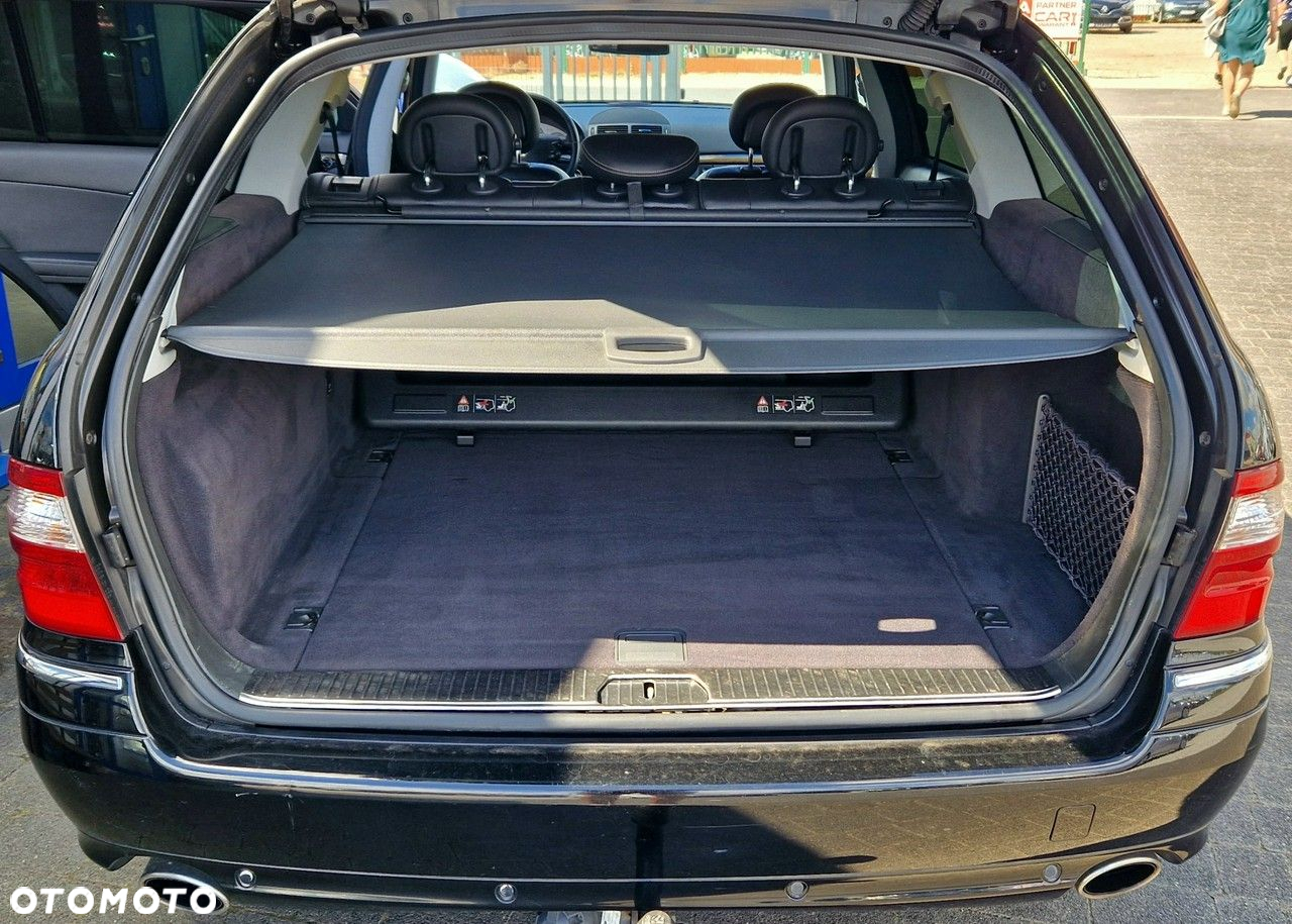 Mercedes-Benz Klasa E - 36