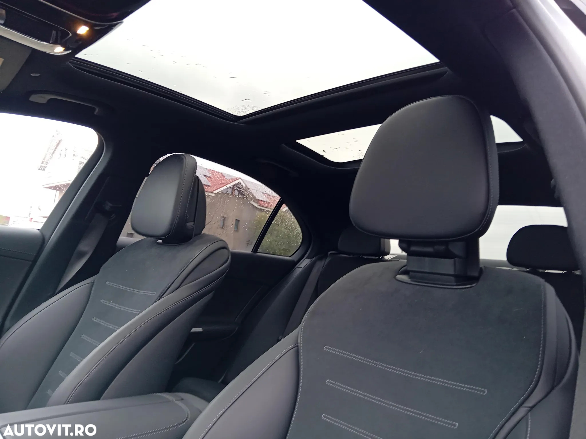 Mercedes-Benz C 300 MHEV 4MATIC T-Modell Aut. - 12