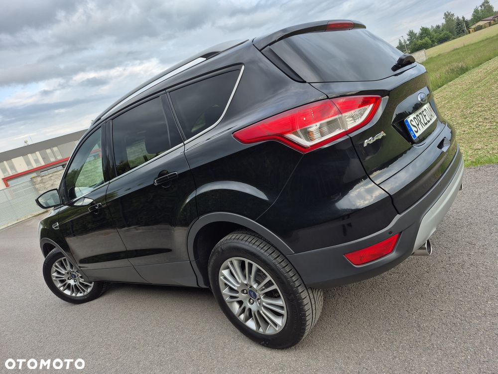 Ford Kuga 2.0 TDCi 2x4 Titanium - 4