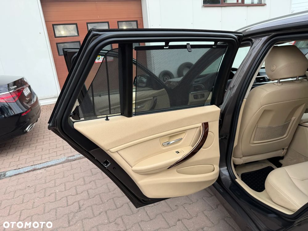 BMW Seria 3 318d Luxury Line - 16