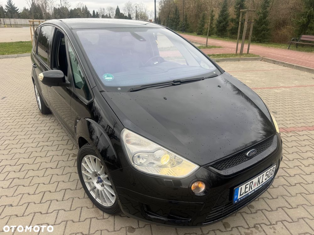 Ford S-Max 2.5 Titanium - 26