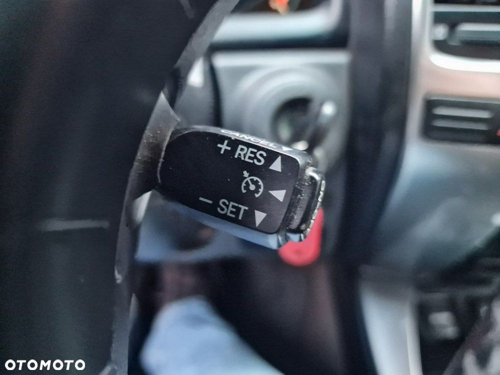 Toyota Land Cruiser 3.0 D Sol Navi Platinium - 10