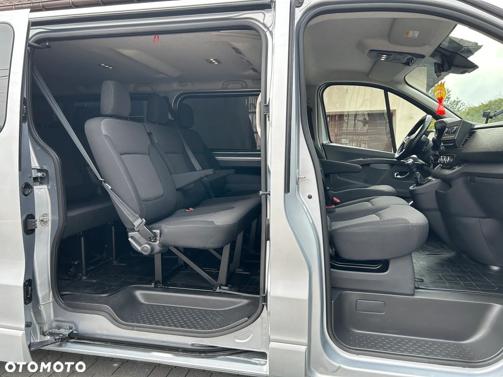 Renault Trafic 2.0 dCi - 21